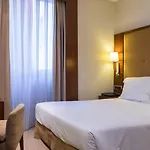 Dom Carlos Liberty Отель