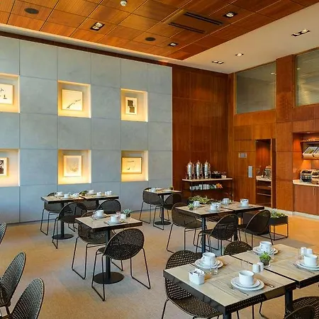 Dom Carlos Liberty Hotel 3*
