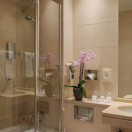 Dom Carlos Liberty Hotel 3*