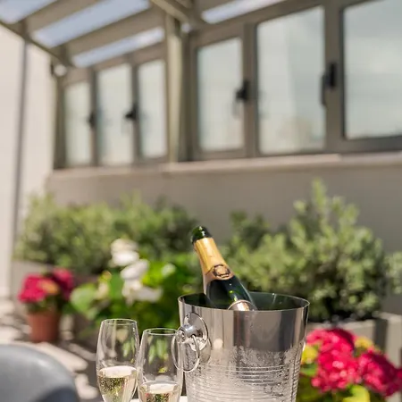 ドム カルロス リバティ 3*