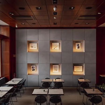 ドム カルロス リバティ ホテル